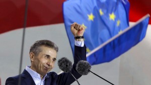 Wie ein Oligarch die georgische Opposition einschüchtert