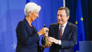Sogar Hans-Werner Sinn gratuliert Mario Draghi