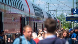 Bahn will im Sommer mehr Sitzplätze schaffen