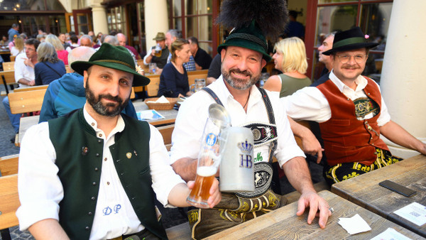 Für Bayern mehr als nur ein Volksfest: Wegen der Corona-Pandemie findet die Wiesn in diesem Jahr nicht in Festzelten, sondern als WirtshausWiesn statt.