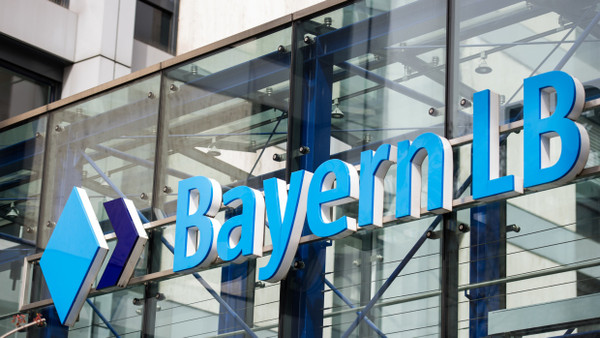 Die Bayern LB hat 2023 mehr verdient und kann die Ausschüttung erhöhen.
