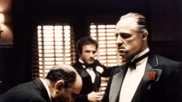 Ein Imperium aus Dankespflichten: Mafiaboss Don Vito Corleone (Marlon Brando) in Francis Ford Coppolas Film „Der Pate“ aus dem Jahr 1972.