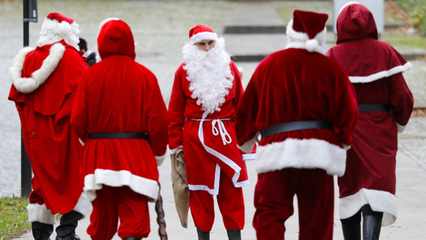 Unbeliebter Job: Fast niemand will mehr an Heiligabend den Weihnachtsmann spielen.