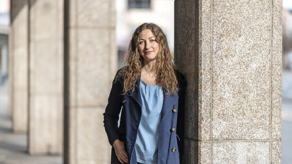 Mit dem Römer vertraut: Grünen-Fraktionschefin Tina Zapf-Rodriguez will Stadträtin für Klima, Umwelt und Frauen werden.