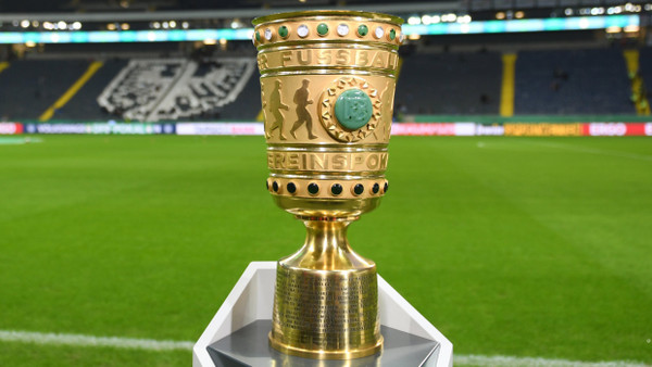 Um diese Trophäe geht es: der DFB-Pokal