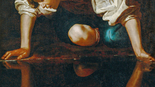 Caravaggio, schrieb Christiane Kruse 1999 über das 112 mal 92 Zentimeter große Gemälde der römischen Nationalgalerie alter Kunst im Palazzo Barberini, „ist Medientheoretiker und Rezeptionsästhetiker zugleich, denn er benutzt das Narziss-Thema, um die illusionserzeugende, täuschende Wirkung der Malerei und ihre Bildmacht zu bezeugen“.