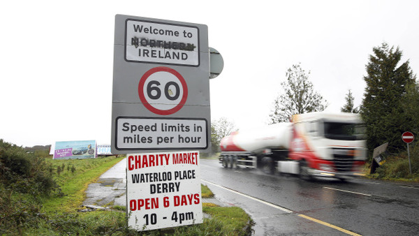 Freie Fahrt ohne Kontrollen: die Grenze zwischen Irland und Nordirland
