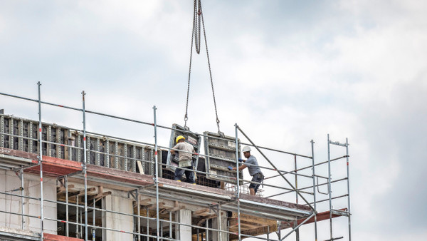 Großbaustelle: Die Baubranche hat viel zu stemmen.