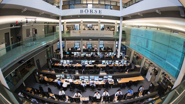 Vollbesetzt: Die Stuttgarter Börse vor der Corona-Pandemie