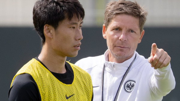 Gehen nach dieser Saison getrennte Wege: Daichi Kamada, der eine neue Herausforderung sucht, und Trainer Oliver Glasner.