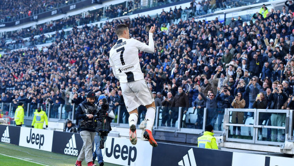 „SIOUUUU“: Cristiano Ronaldo hat mit seinem Torjubel einen Kandidaten für das Jugendwort des Jahres geliefert.