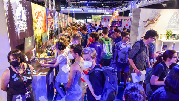 Bunt, laut und prall gefüllt: Die Spielemesse Gamescom in Köln soll dieses Jahr wieder einen stärkeren Auftritt als die vergangenen Jahre bekommen.