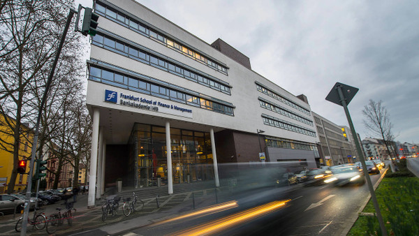 Respektable Platzierung: Die Frankfurt School of Finance and Management