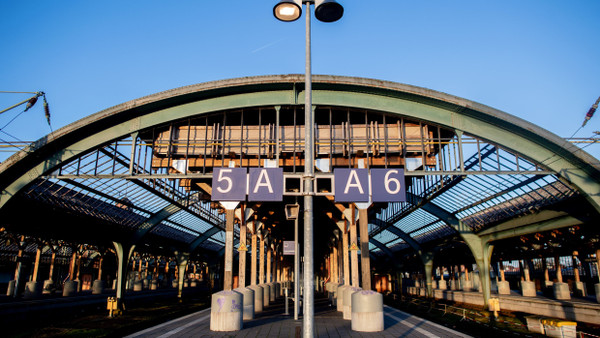 Nichts los: der Bahnhof Oldenburg in Niedersachsen während des letzten Bahnstreiks Ende Januar