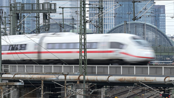 Die Bahn setzt auf den ICE.