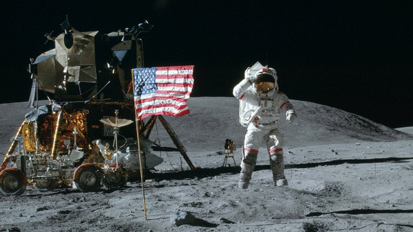 Hier etwas Historisches zu attestieren, war kein Kunststück: Amerikaner auf dem Mond
