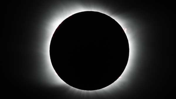 Mond vor Sonne: Totale Sonnenfinsternis 2020 in Argentinien.