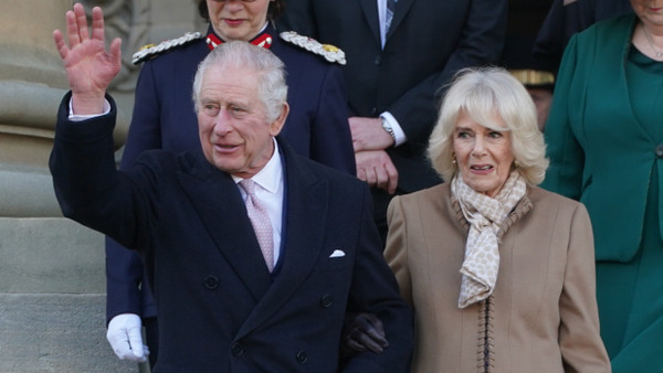 König Charles und seine Frau Camilla Ende Januar in Bolton