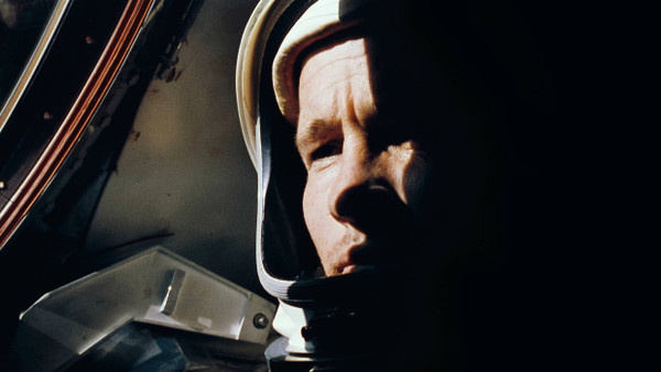 Der Astronaut Ed White während des Fluges von Gemini-4 im Juni 1965.