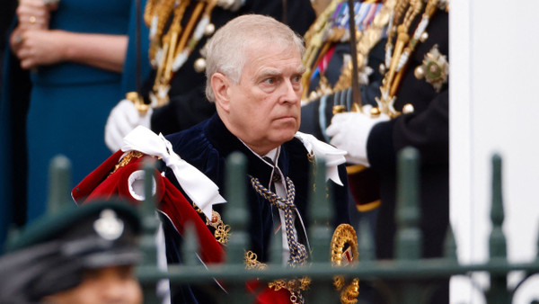 Am großen Tag seines Bruders: Prinz Andrew bei Krönung von Charles Anfang Mai in der Westminster Abbey