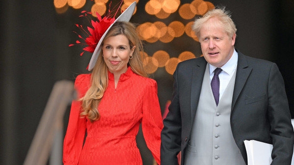 Freuen sich über Odysseus: Carrie und Boris Johnson