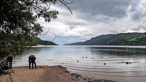 Wo ist das Monster? Am Wochenende werden über dem Loch Ness in Schottland Drohnen aufsteigen, um Lebewesen im Wasser zu orten.