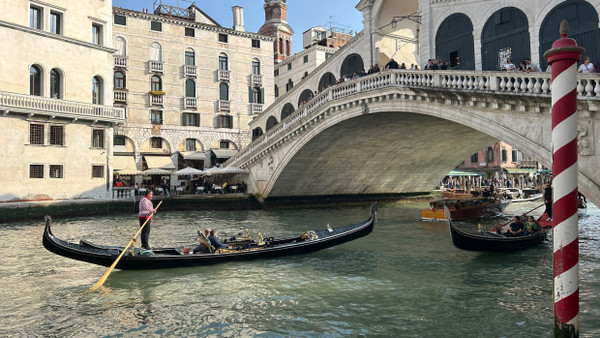 Zu voll? Venedig führt eine Eintrittsgebühr für Touristen ein.