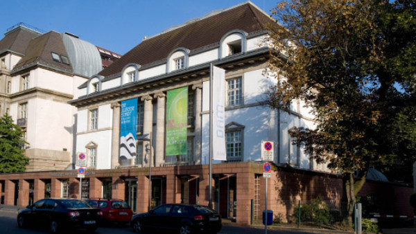 Wird im Herbst 2024 wiedereröffnet: das Deutsche Architekturmuseum am Frankfurter Schaumainkai.