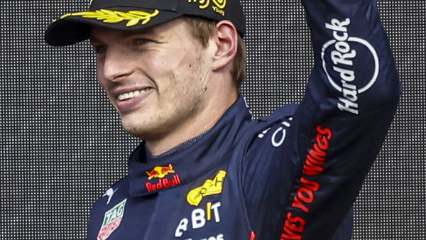 Er schon wieder: Weltmeister Max Verstappen gewinnt auch das Formel-1-Rennen in Belgien.