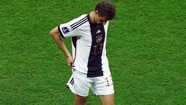Ist das das WM-Finale? Nein, das ist das Vorrunden-Aus: Thomas Müller nach dem Spiel gegen Costa Rica bei der WM in Qatar