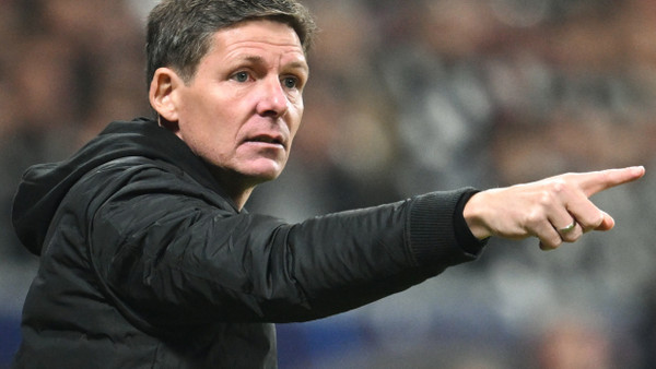 Trainer Oliver Glasner sieht seine Zukunft bei Eintracht Frankfurt.