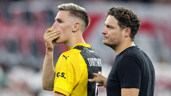 Frust nach dem Abpfiff: Borussia Dortmund verliert gegen den VfB Stuttgart.