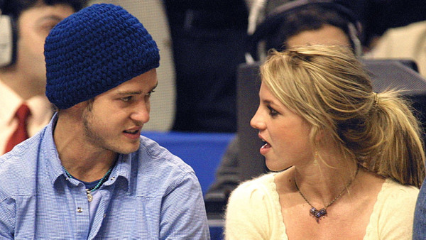 Da waren sie noch ein Paar: Justin Timberlake und Britney Spears bei einem Basketballspiel 2002