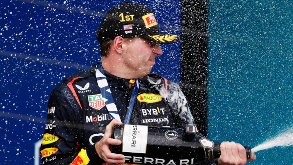 Siegesfeier in Miami: Max Verstappen gewinnt das nächste Formel-1-Rennen.
