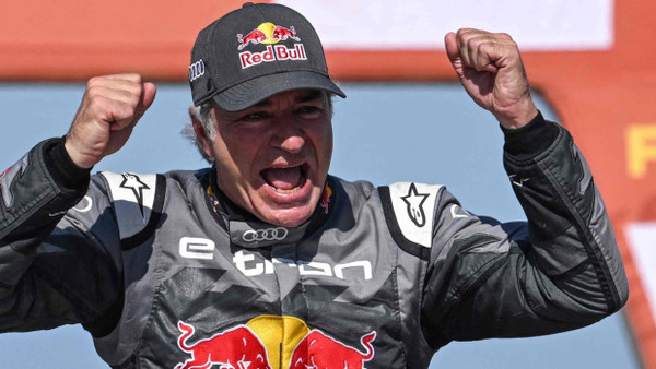 Der Spanier Carlos Sainz hat die Rallye Dakar gewonnen.