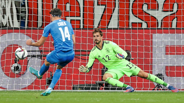 „Es erfordert viel Geduld und die nötige Klasse“: Kevin Trapp will Bundestrainer Hansi Flick abermals von seinen Fähigkeiten überzeugen.