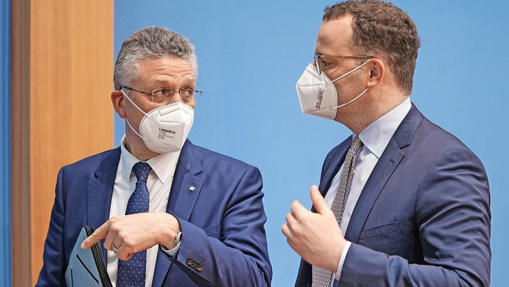 Im Amt während der Pandemie: RKI-Präsident Lothar Wieler und Gesundheitsminister Jens Spahn im Mai 2021