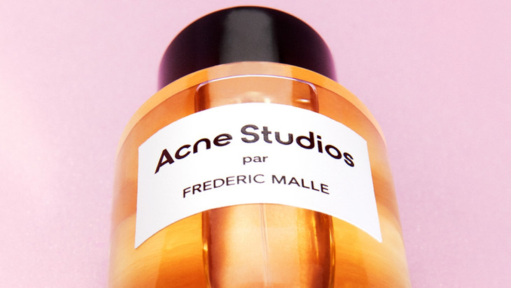 Gefühl des Eingehülltseins vermitteln: Parfum „Acne Studios“ von Frederic Malle
