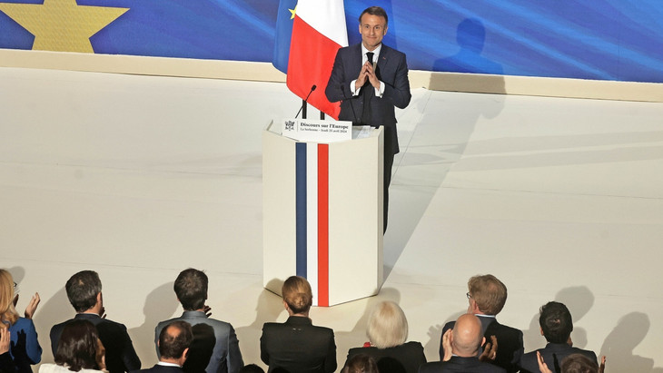 Dramatische Worte: Emmanuel Macron am Donnerstag in der Sorbonne-Universität in Paris
