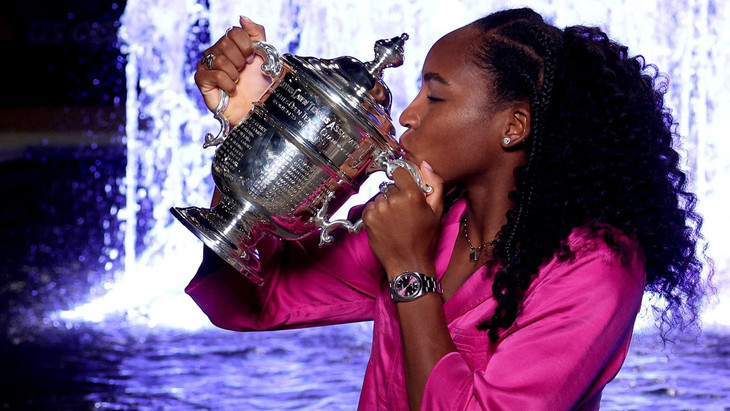 Dem Rummel und der explosionsartig gestiegenen Erwartungshaltung war Gauff lange nicht gewachsen: Nun gewinnt sie die US Open.