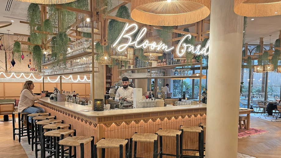 Halb marokkanischer Riad, halb New Yorker Loft: Das Restaurant „Bloom Garden“ hinter dem Pariser Gare de l’Est gehört zu den ersten Adressen der Cuisine faubourgeoise.