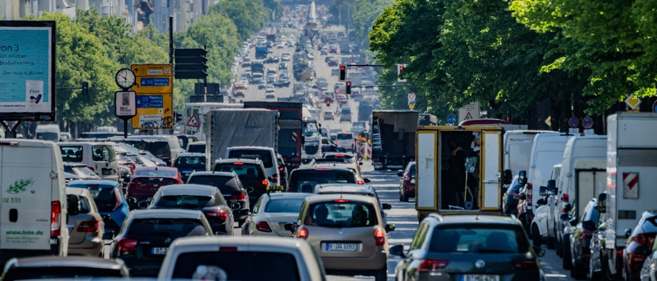 Der Verkehrssektor profitiert: Die engen Klimaziele für Einzelressorts sind aufgehoben und werden auf die gesamte Regierung verteilt.