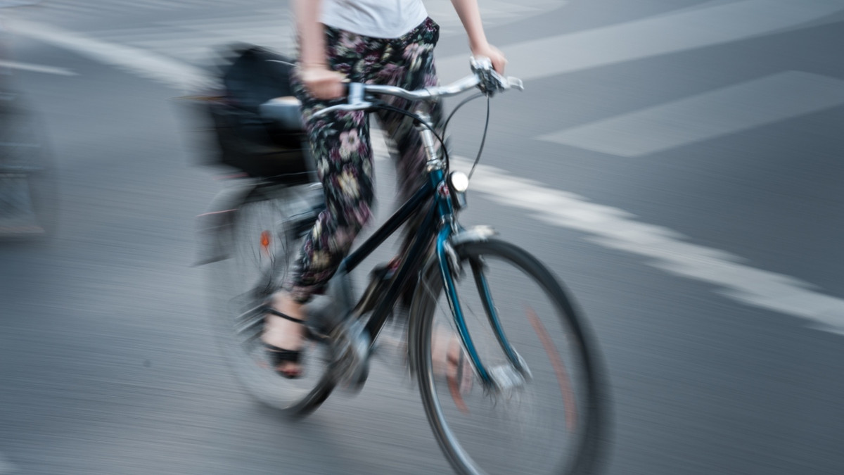 Eine vernünftigte Fahrradhose ist meist eng: Weite Hosen und Fahrradfahren schließen sich kategorisch aus.