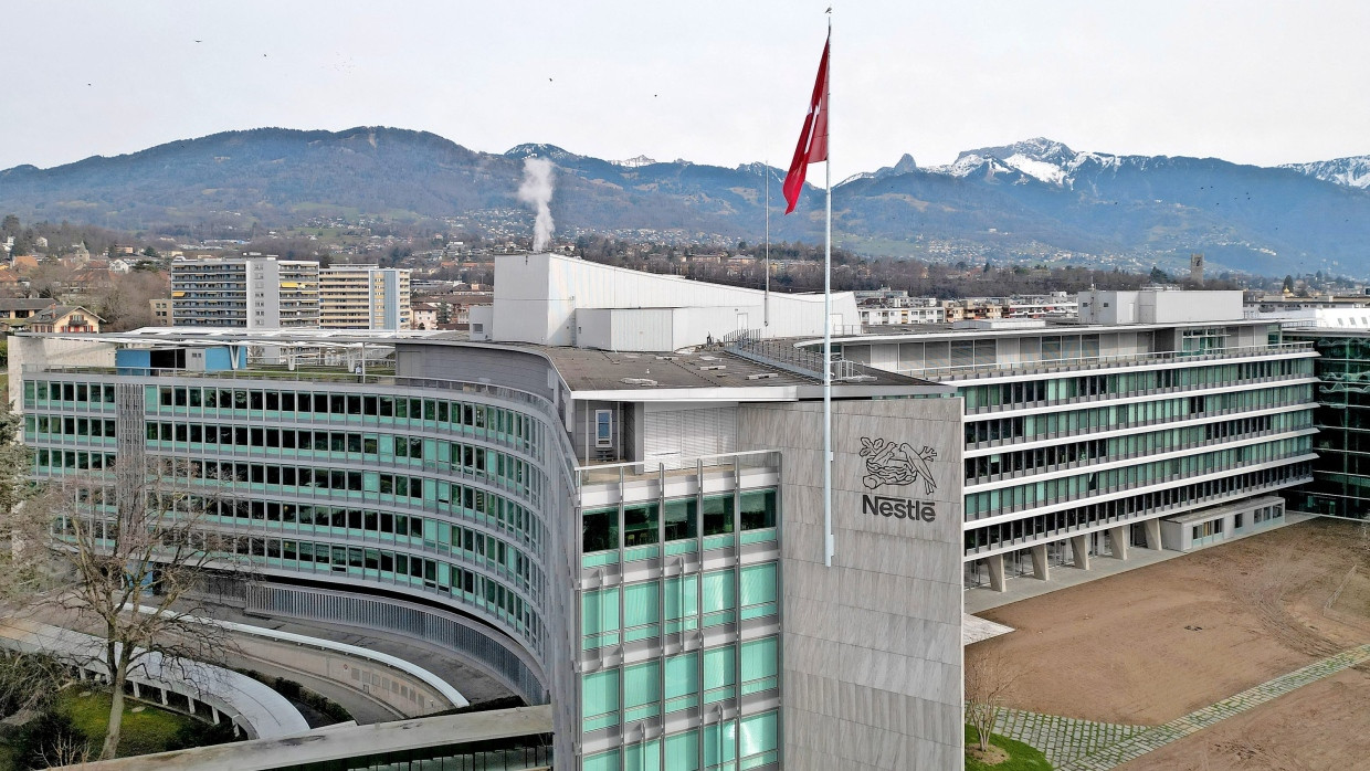 Treuer Dividendenzahler, aber mit 35 Prozent Quellensteuerabzug: Nestlé-Zentrale in Vevey in der Schweiz