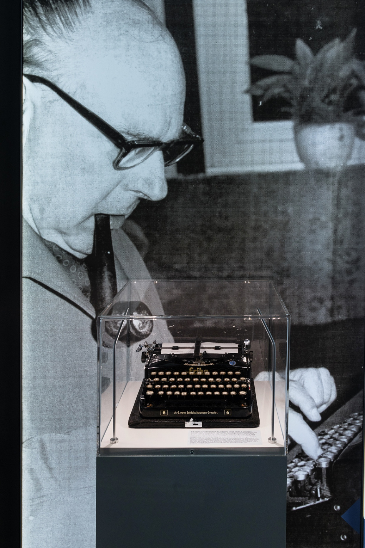 Selbstbefragung: Der Schriftsteller Ernst von Salomon und seine Schreibmaschine