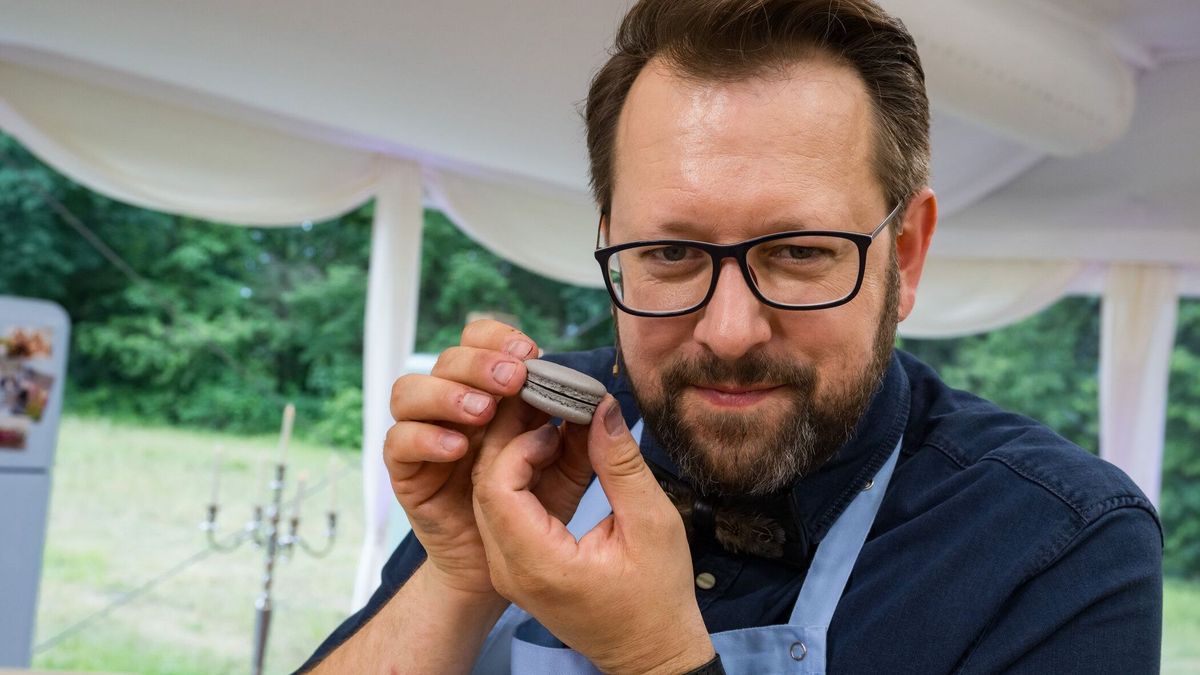 Hobbybäcker Theodor belegt bei "Das große Backen" 2023 als bester Mann den 4. Platz.