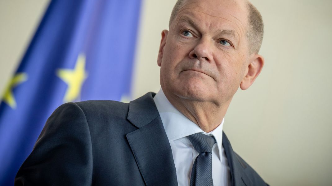 Bundeskanzler Olaf Scholz (SPD) verteidigt Arbeitnehmer:innen.