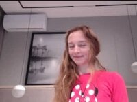 ShySchoolGirl's Live Webcam Show
