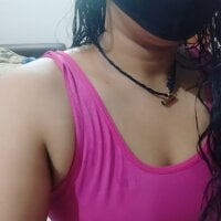 Riya500's Live Webcam Show